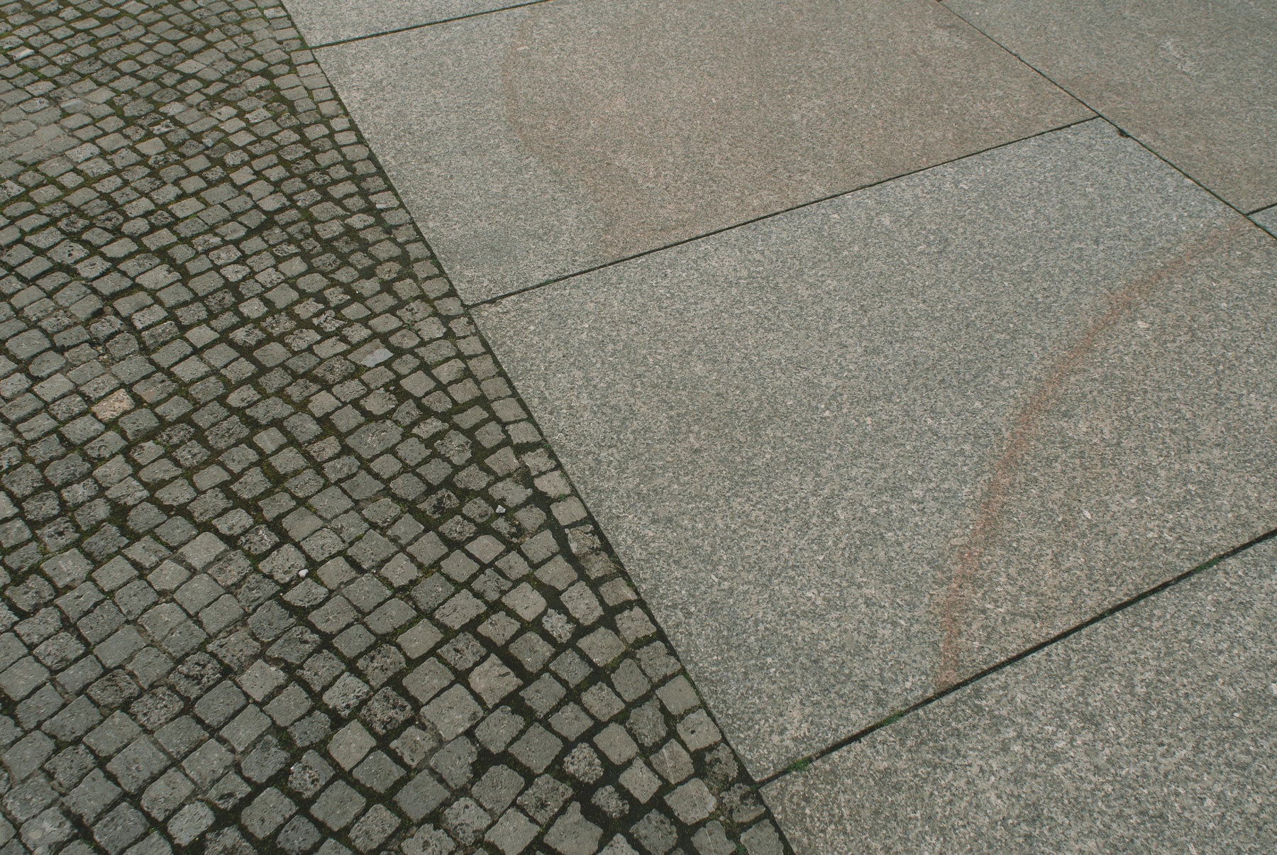 How to Clean Black Spots Off Patio Slabs